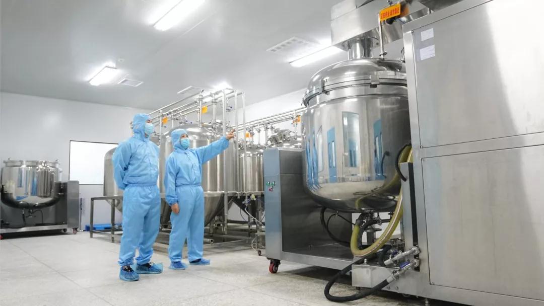 突襲三八婦樂工廠，探班康伊納殼聚糖凝膠是怎樣煉成的？