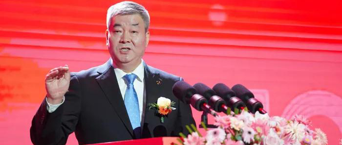 各界新聞網刊發三八婦樂袁曉峰專訪：讓更多搖動搖籃的手變成推動世界的手